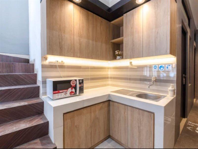Oyo Life 3246 Walnut Inn G-10 Telukjambe 외부 사진