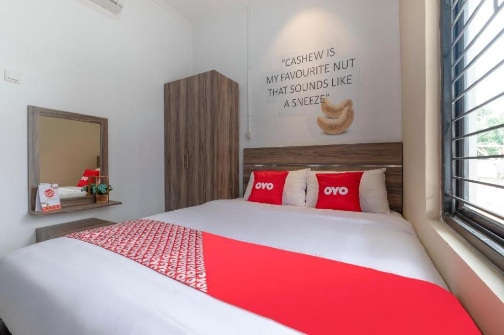 Oyo Life 3246 Walnut Inn G-10 Telukjambe 외부 사진